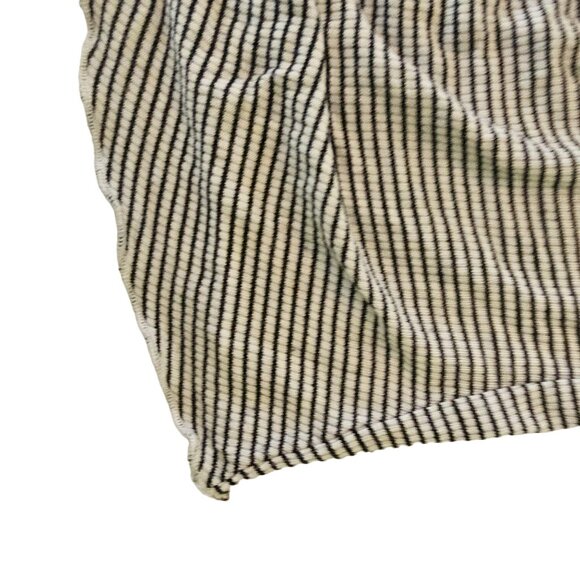 Aqua Women's Black White Striped Roughing Front long Sleeved Top size Large - Picture 7 of 13